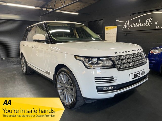 View our Land Rover Range Rover 4.4 SDV8 AUTOBIOGRAPHY 5d 339 BHP