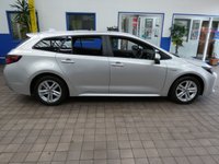 USED 2021 71 TOYOTA COROLLA 1.8 ICON TECH 5d 121 BHP SAT NAV HEATED SEATS REAR VIEW CAMERA PARKING SENSORS 1 OWNER TOYOTA WARRANTY TILL DEC 2031