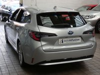 USED 2021 71 TOYOTA COROLLA 1.8 ICON TECH 5d 121 BHP SAT NAV HEATED SEATS REAR VIEW CAMERA PARKING SENSORS 1 OWNER TOYOTA WARRANTY TILL DEC 2031