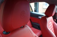 USED 2020 70 ALFA ROMEO GIULIA 2.0 TB VELOCE 4d 277 BHP 1 OWNER / RED LEATHER / 19"