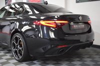 USED 2020 70 ALFA ROMEO GIULIA 2.0 TB VELOCE 4d 277 BHP 1 OWNER / RED LEATHER / 19"