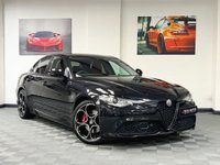 USED 2020 70 ALFA ROMEO GIULIA 2.0 TB VELOCE 4d 277 BHP 1 OWNER / RED LEATHER / 19"