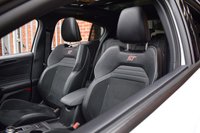 USED 2022 71 FORD FOCUS 2.3 ST 5d 277 BHP PAN ROOF / PERF PACK / HUD
