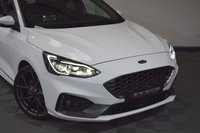 USED 2022 71 FORD FOCUS 2.3 ST 5d 277 BHP PAN ROOF / PERF PACK / HUD