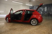 USED 2017 67 SEAT LEON 1.4 TSI FR TECHNOLOGY 5d 124 BHP STUNNING SPECIFICATION WITH LOW MILES AND GREAT SERVICE RECORD