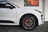 USED 2016 66 PORSCHE MACAN 3.0 GTS PDK 5d 355 BHP PAN ROOF / MASSIVE SPEC LIST!!
