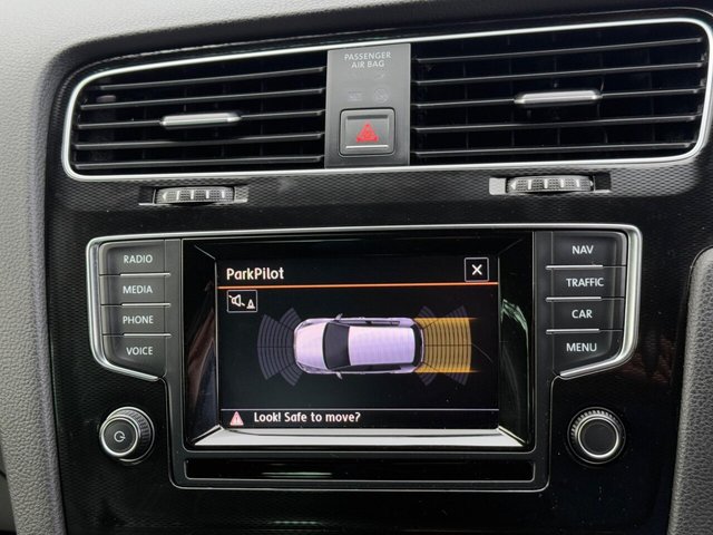 2015 Volkswagen Golf - Photo 12