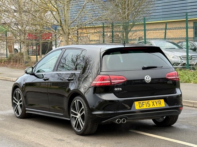 2015 Volkswagen Golf - Photo 4