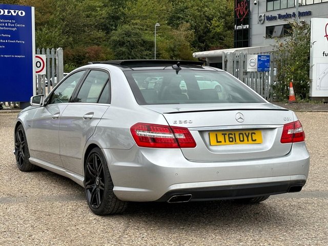 2011 Mercedes-Benz E-Class - Photo 3