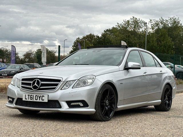 2011 Mercedes-Benz E-Class - Photo 2