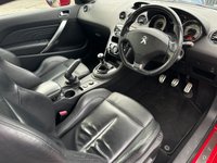USED 2015 15 PEUGEOT RCZ 2.0 HDI GT 2d 163 BHP BLUETOOTH HANDSFREE - HEATED SEATS - 19" ALLOYS - FRONT AND REAR PARKING SENSORS - USB INPUT