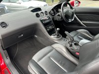USED 2015 15 PEUGEOT RCZ 2.0 HDI GT 2d 163 BHP BLUETOOTH HANDSFREE - HEATED SEATS - 19" ALLOYS - FRONT AND REAR PARKING SENSORS - USB INPUT