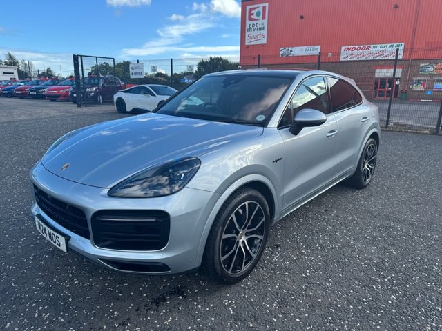 2023 PORSCHE CAYENNE - Photo 3