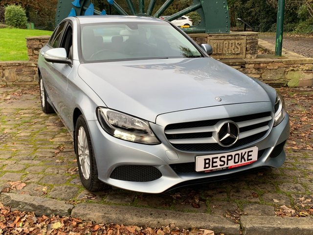 2015 15 Mercedes-Benz C-Class 2.0 C200 SE EXECUTIVE 4d 184 BHP