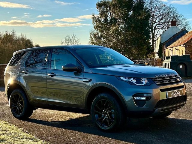 2018 18 Land Rover Discovery Sport 2.0 Si4 (240) SE Tech [7 Seats] 5dr Automatic Euro 6 (Forward Facing Camera, Cruise Control, Rear View Camera, Satellite Navigation)