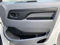 USED 2019 69 VAUXHALL VIVARO 1.5 L1H1 2700 SPORTIVE S/S 101 BHP ** NO VAT * *  TOWBAR ** LOW MILES
