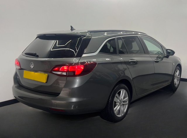 2017 VAUXHALL ASTRA TOURER - Photo 2