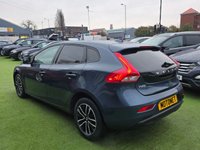 USED 2019 69 VOLVO V40 2.0 T2 MOMENTUM EDITION 5DR 121 BHP +++ FREE 12 MONTHS WARRANTY+++