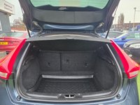 USED 2019 69 VOLVO V40 2.0 T2 MOMENTUM EDITION 5DR 121 BHP +++ FREE 12 MONTHS WARRANTY+++