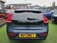 USED 2019 69 VOLVO V40 2.0 T2 MOMENTUM EDITION 5DR 121 BHP +++ FREE 12 MONTHS WARRANTY+++