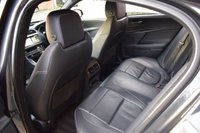 USED 2016 66 JAGUAR XE 3.0 S 4d 335 BHP PRO NAV / MERIDIAN / BLACK PK