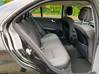 USED 2012 12 MERCEDES-BENZ C-CLASS 2.1 C220 CDI BLUEEFFICIENCY SE 4d 168 BHP 2012/12reg MERCEDES C220 CDi SE AUTOMATIC - 1 FORMER KEEPER - SERVICE HISTORY - 32,931 MILES ONLY - BLUE EFFICIENCY 60+ MPG
