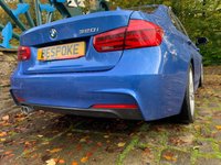 USED 2018 68 BMW 3 SERIES SALOON 2.0 320I M SPORT 4d 181 BHP STUNNING LOW MILEAGE 2018/68reg BMW 320i M-SPORT 4DR AUTOMATIC - 2 FORMER KEEPERS - 12 MONTHS FREE WARRANTY/BREAKDOWN RECOVERY - SERVICE HISTORY - 32,700 MILES ONLY - SATELLITE NAVIGATION - FULL DAKOTA BLACK LEATHER
