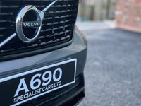 USED 2019 19 VOLVO XC40 1.5 T3 (155) R DESIGN Pro 5dr Euro 6 (Black Leather Seats, Electric Drivers Seat, Heated Windscreen, Satellite Navigation) NATIONWIDE DELIVERY - RESERVE ONLINE TODAY