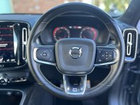 USED 2019 19 VOLVO XC40 1.5 T3 (155) R DESIGN Pro 5dr Euro 6 (Black Leather Seats, Electric Drivers Seat, Heated Windscreen, Satellite Navigation) NATIONWIDE DELIVERY - RESERVE ONLINE TODAY