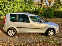 USED 2011 11 SKODA ROOMSTER 1.2 SE PLUS 5d 68 BHP PANORAMC GLASS SUNROOF//ALLOYS//CLIMATE CONTROL//REAR PARK SENSORS//ONLY GRP 6 INSURANCE//ROOF BARS//REMOTE CENTRAL LOCKING//GOOD SERVICE HISTORY X11 STAMPS//LAT SERVICED @81,000MILES 1.2 SE PLUS 5d 68 BHP PANORAMC GLASS SUNROOF//ALLOYS//CLIMATE CONTROL//REAR PARK SENSORS//ONLY GRP 6 INSURANCE//ROOF BARS//REMOTE CENTRAL LOCKING//GOOD SERVICE HISTORY X11 STAMPS//LAT SERVICED @81,000MILES
