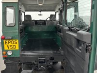 USED 2005 05 LAND ROVER DEFENDER 90 2.5 90 TD5 COUNTY STATION WAGON 3d 120 BHP TD 5 COUNTY STATION WAGON , COMPLETE SERVICE RECORD, A VERY WELL CARED FOR TD5
