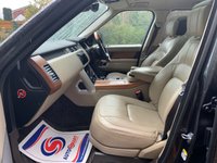 USED 2018 18 LAND ROVER RANGE ROVER 4.4 SDV8 AUTOBIOGRAPHY 5d 340 BHP STUNNING 'HUGE SPEC' (SEE LIST) 2018 RANGE ROVER AUTOBIOGRAPHY 4.4 SDV8 - AUTOMATIC PADDLE SHIFT GEARBOX - HEATED/COLED 24 WAY ELEC ADJUSTABLE PERFORATED LEATHER - TWIN GLASS ROOF - 21 INCH UPGRADE ALLOYS - 1 FORMER KEEPER  - FULL J/L/R SERVICE HISTORY - COST NEW IN EXCESS OF &pound;105K NOW RETAILING FOR LESS THAN HALF THAT FIGURE !!!