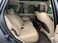USED 2018 18 LAND ROVER RANGE ROVER 4.4 SDV8 AUTOBIOGRAPHY 5d 340 BHP STUNNING 'HUGE SPEC' (SEE LIST) 2018 RANGE ROVER AUTOBIOGRAPHY 4.4 SDV8 - AUTOMATIC PADDLE SHIFT GEARBOX - HEATED/COLED 24 WAY ELEC ADJUSTABLE PERFORATED LEATHER - TWIN GLASS ROOF - 21 INCH UPGRADE ALLOYS - 1 FORMER KEEPER  - FULL J/L/R SERVICE HISTORY - COST NEW IN EXCESS OF &pound;105K NOW RETAILING FOR LESS THAN HALF THAT FIGURE !!!