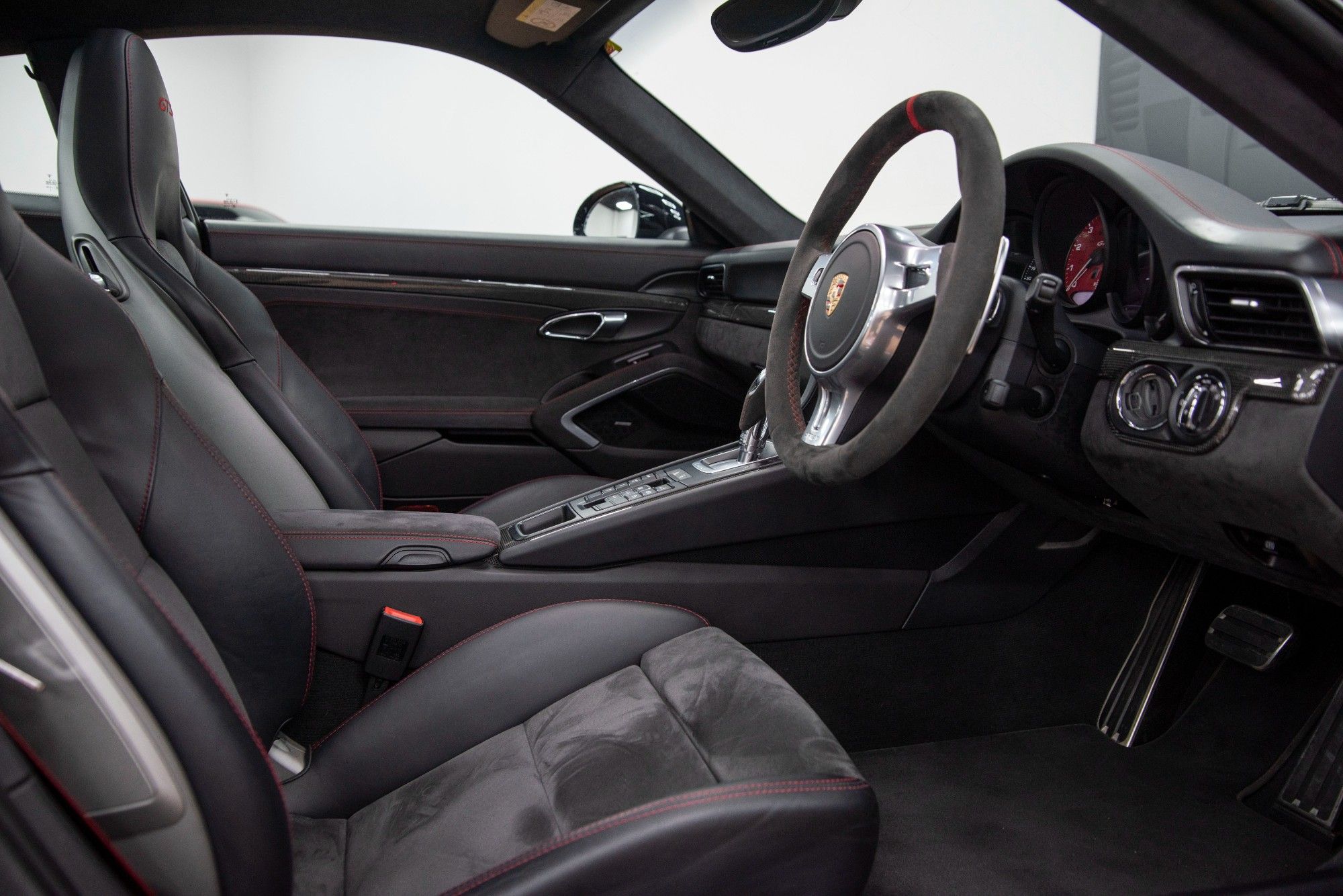 USED 2015 15 PORSCHE 911 3.8 CARRERA GTS PDK 