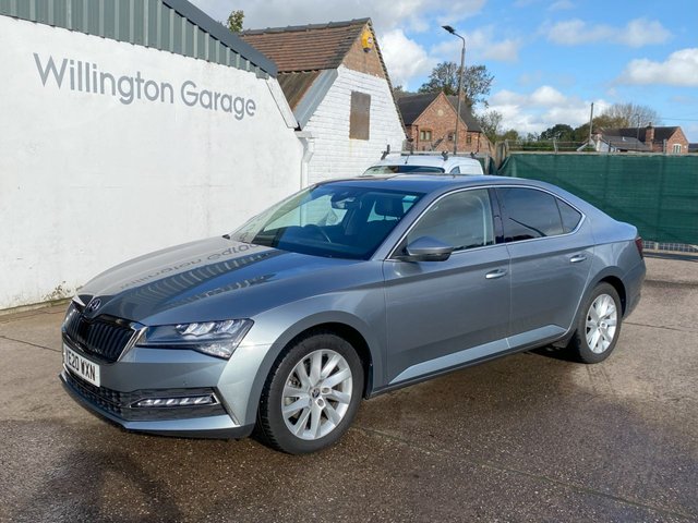 View our SKODA SUPERB