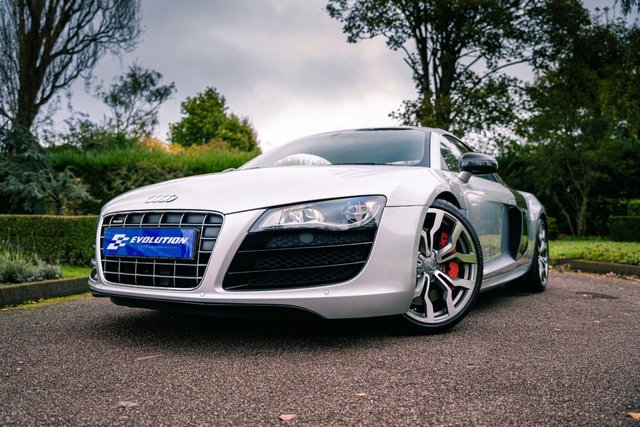 View our AUDI R8