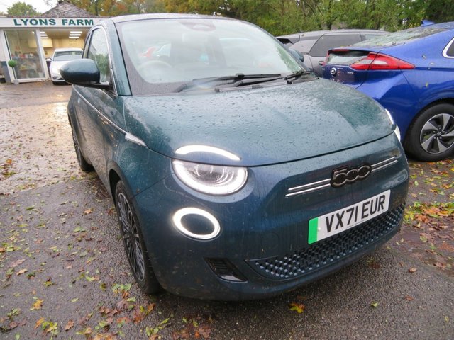2021 71 Fiat 500e LA PRIMA 42 kWh 3d 117 BHP ALL ELECTRIC AUTOMATIC *WINTER PACK*