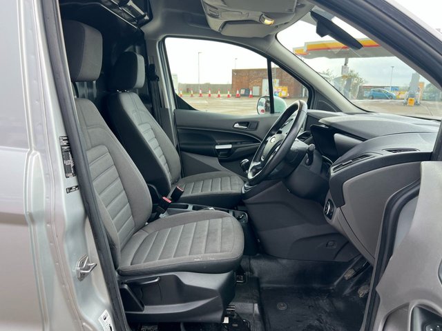 2019 FORD TRANSIT CONNECT - Photo 4