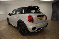 USED 2019 19 MINI HATCH COOPER 2.0 COOPER S SPORT 5d 190 BHP IN FACTORY EXTRA COLOUR CODES AND FANTASTIC SPECFICATION THIS JOHN WORKS MINI IS THE ONE TO BUY