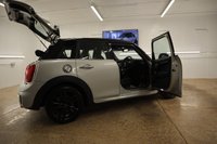 USED 2019 19 MINI HATCH COOPER 2.0 COOPER S SPORT 5d 190 BHP IN FACTORY EXTRA COLOUR CODES AND FANTASTIC SPECFICATION THIS JOHN WORKS MINI IS THE ONE TO BUY