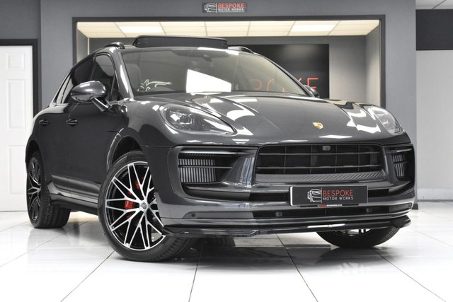 2023 73 Porsche Macan 3.0 S PDK