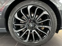 USED 2017 17 LAND ROVER RANGE ROVER 4.4 SDV8 AUTOBIOGRAPHY 5d 339 BHP ELECTRICALLY DEPLOYABLE TOWBAR - 22" 7 SPOKE GLOSS BLACK ALLOY WHEELS - BLACK PACK - LUXURY SOFT LEATHER - MERIDIAN AUDIO SYSTEM - DIGITAL TV SYSTEM - SATELITTE NAVIGATION - DAB RADIO - BLUETOOTH HANDSFREE - HEATED STEERING WHEEL - 360 DEGREE CAMERAS