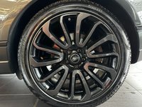 USED 2017 17 LAND ROVER RANGE ROVER 4.4 SDV8 AUTOBIOGRAPHY 5d 339 BHP ELECTRICALLY DEPLOYABLE TOWBAR - 22" 7 SPOKE GLOSS BLACK ALLOY WHEELS - BLACK PACK - LUXURY SOFT LEATHER - MERIDIAN AUDIO SYSTEM - DIGITAL TV SYSTEM - SATELITTE NAVIGATION - DAB RADIO - BLUETOOTH HANDSFREE - HEATED STEERING WHEEL - 360 DEGREE CAMERAS