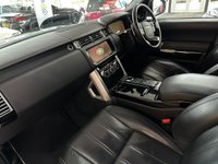 USED 2017 17 LAND ROVER RANGE ROVER 4.4 SDV8 AUTOBIOGRAPHY 5d 339 BHP ELECTRICALLY DEPLOYABLE TOWBAR - 22" 7 SPOKE GLOSS BLACK ALLOY WHEELS - BLACK PACK - LUXURY SOFT LEATHER - MERIDIAN AUDIO SYSTEM - DIGITAL TV SYSTEM - SATELITTE NAVIGATION - DAB RADIO - BLUETOOTH HANDSFREE - HEATED STEERING WHEEL - 360 DEGREE CAMERAS