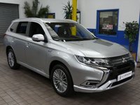 USED 2020 70 MITSUBISHI OUTLANDER 2.4 PHEV EXCEED SAFETY 5d 222 BHP SAT NAV CAMERA HEATED LEATHER PARKING SENSORS 1 OWNER MITSUBISHI WARRANTY TILL OCT 2025 LONDON PCO COMPLIANT