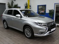 USED 2020 70 MITSUBISHI OUTLANDER 2.4 PHEV EXCEED SAFETY 5d 222 BHP SAT NAV CAMERA HEATED LEATHER PARKING SENSORS 1 OWNER MITSUBISHI WARRANTY TILL OCT 2025 LONDON PCO COMPLIANT