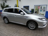 USED 2020 70 MITSUBISHI OUTLANDER 2.4 PHEV EXCEED SAFETY 5d 222 BHP SAT NAV CAMERA HEATED LEATHER PARKING SENSORS 1 OWNER MITSUBISHI WARRANTY TILL OCT 2025 LONDON PCO COMPLIANT