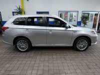 USED 2020 70 MITSUBISHI OUTLANDER 2.4 PHEV EXCEED SAFETY 5d 222 BHP SAT NAV CAMERA HEATED LEATHER PARKING SENSORS 1 OWNER MITSUBISHI WARRANTY TILL OCT 2025 LONDON PCO COMPLIANT