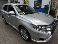 USED 2020 70 MITSUBISHI OUTLANDER 2.4 PHEV EXCEED SAFETY 5d 222 BHP SAT NAV CAMERA HEATED LEATHER PARKING SENSORS 1 OWNER MITSUBISHI WARRANTY TILL OCT 2025 LONDON PCO COMPLIANT