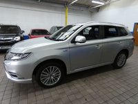 USED 2020 70 MITSUBISHI OUTLANDER 2.4 PHEV EXCEED SAFETY 5d 222 BHP SAT NAV CAMERA HEATED LEATHER PARKING SENSORS 1 OWNER MITSUBISHI WARRANTY TILL OCT 2025 LONDON PCO COMPLIANT